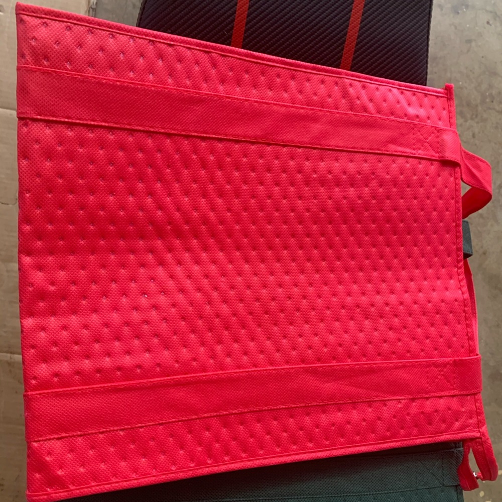 2 Reusable grocery bags with zipper
